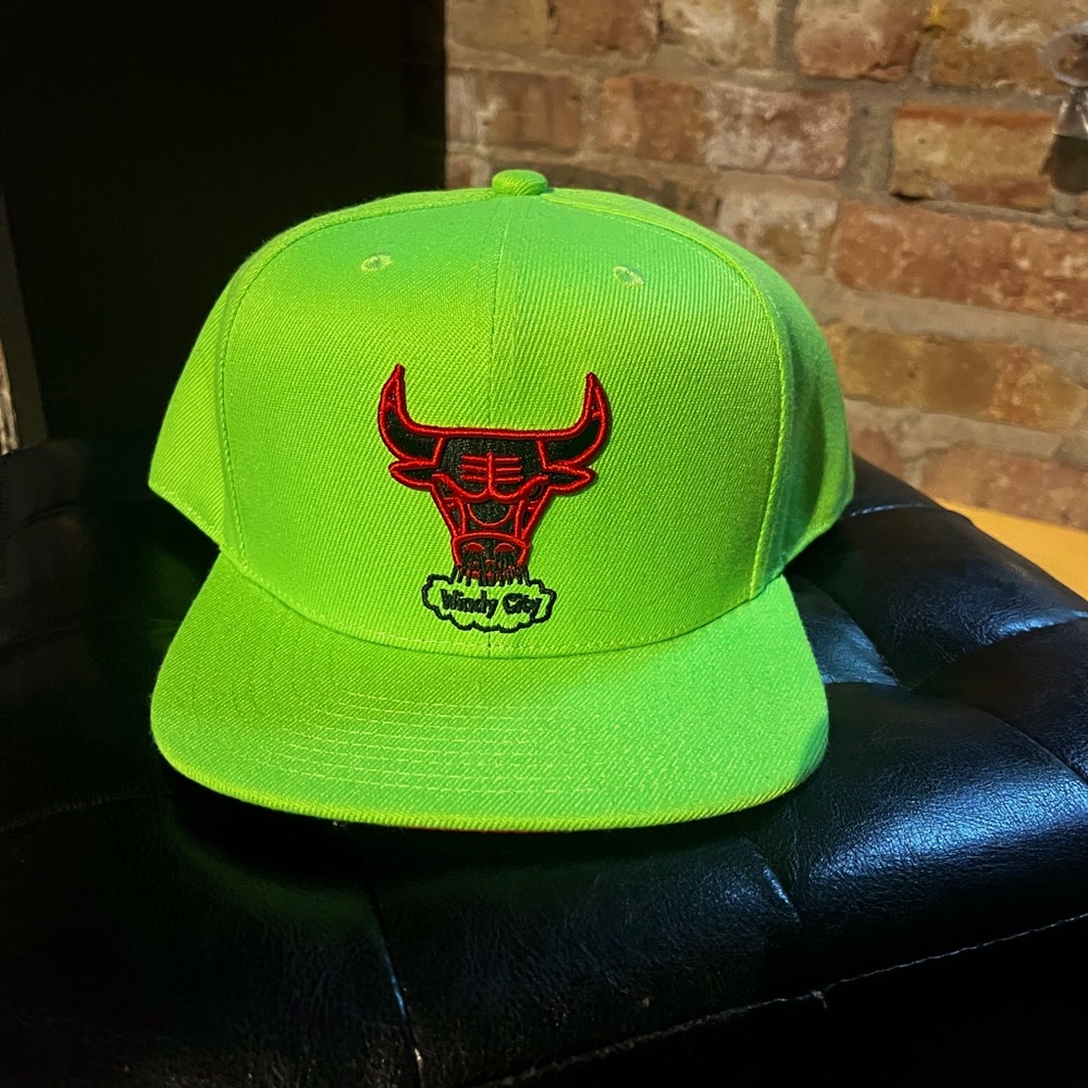 Chicago Bulls Mitchell & Ness Fitted Hat Size 8